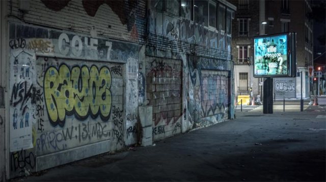 Il photographie l'obscurité des rues vides de Paris